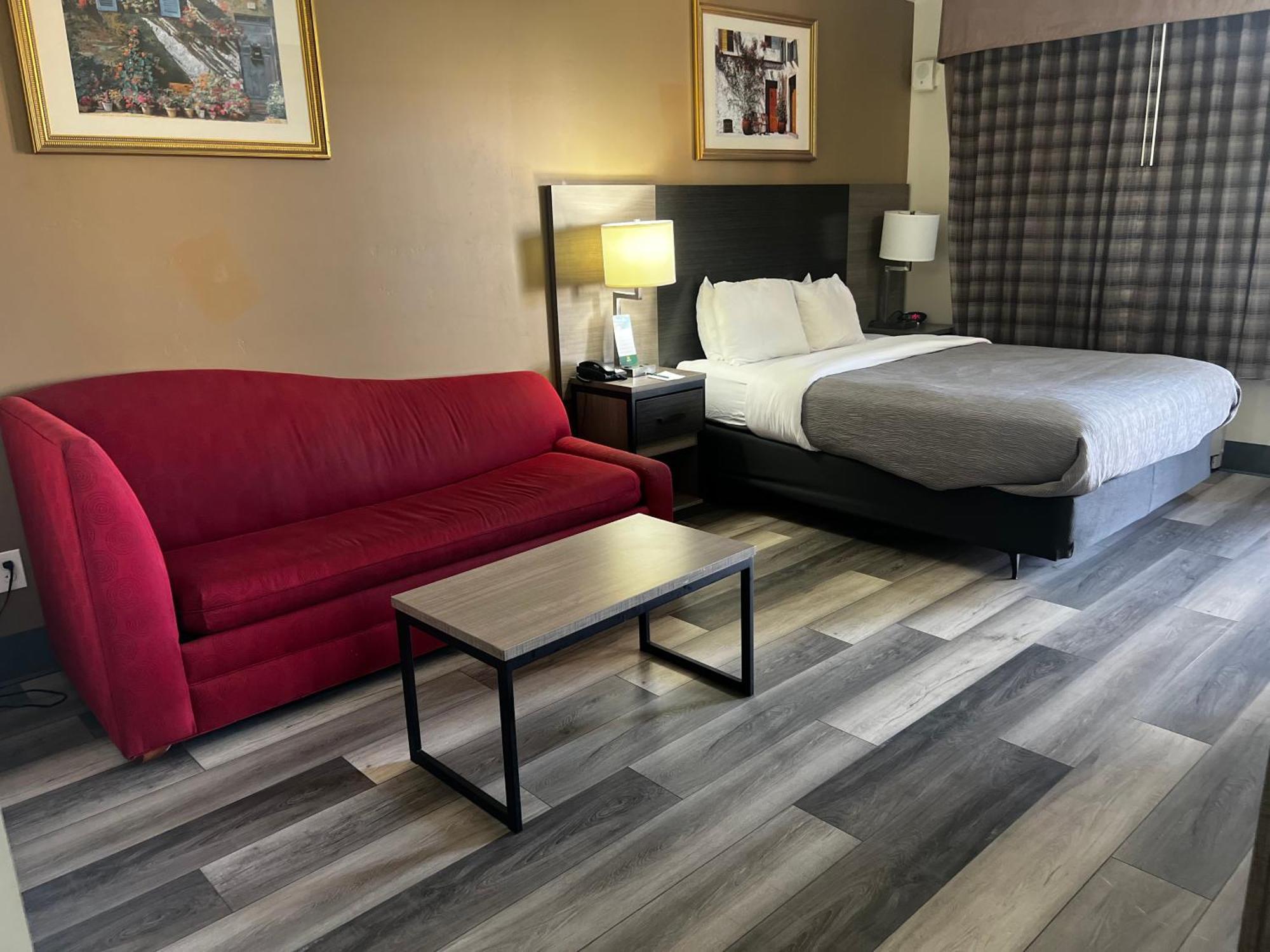 Quality Inn & Suites Goodyear - Phoenix West Exterior photo
